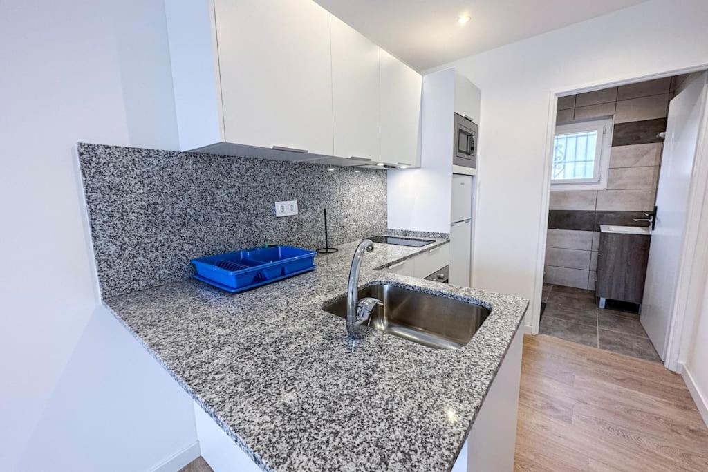 Can Romy Appartement T1 C - A 80M De La Plage De Cala Montgo L' Escala Luaran gambar
